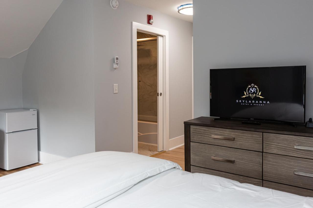Skylaranna Resort & Spa Hendersonville Buitenkant foto