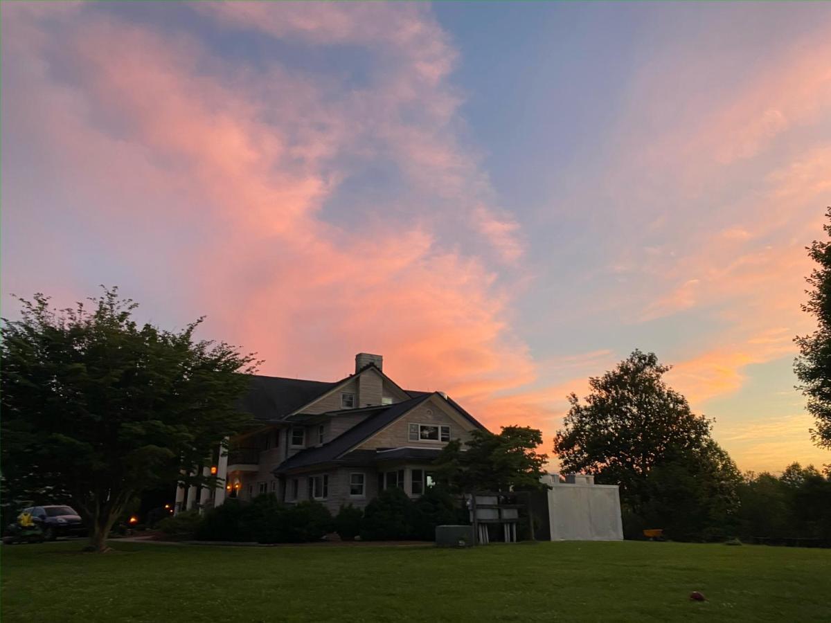 Skylaranna Resort & Spa Hendersonville Buitenkant foto